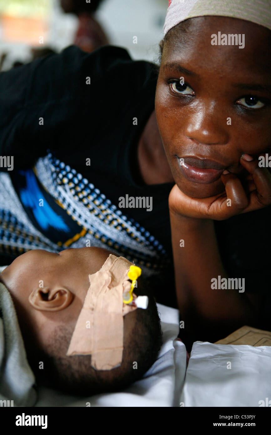 Il reparto di maternità di Temeke Ospedale Generale di Dar Es Salaam, Tanzania. Foto Stock