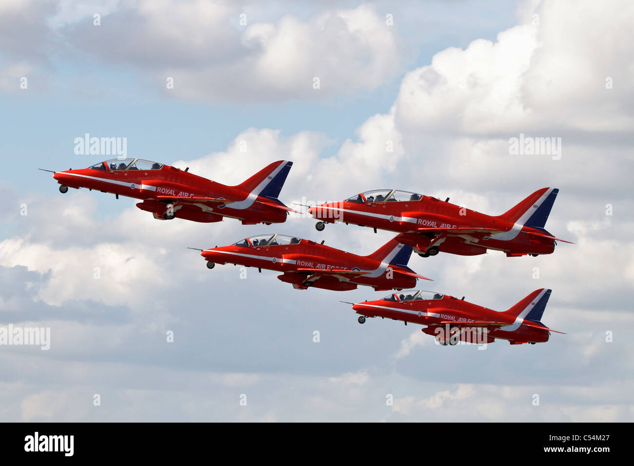 Bae Systems Hawk T1 aerei della RAF Rosso di frecce team display Foto Stock