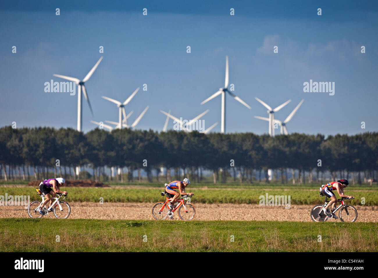 I Paesi Bassi, Almere, triathlon, ciclismo. Foto Stock