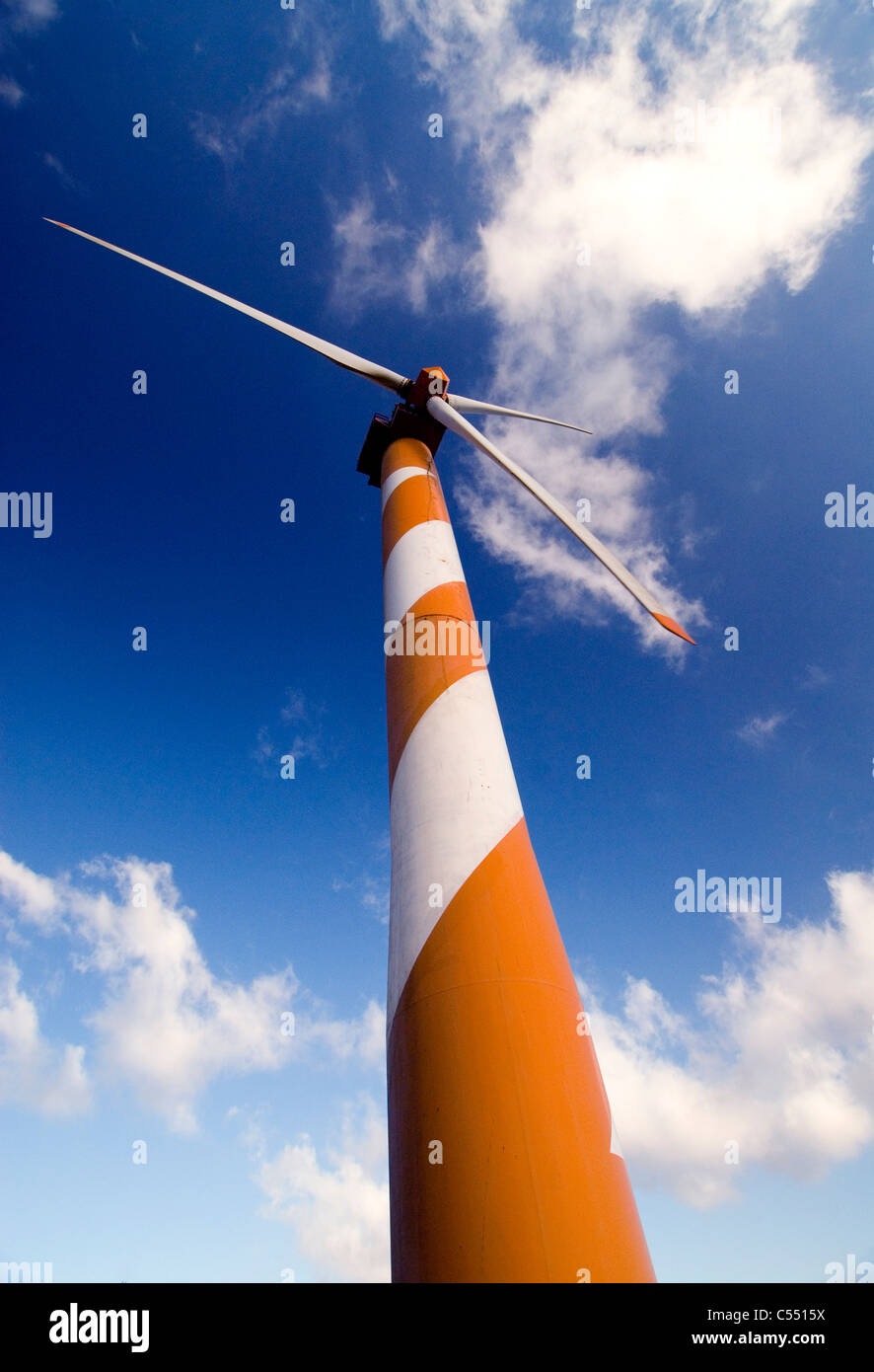 Energia. La potenza elettrica generata dai mulini a vento. Alture del Golan in Israele. Foto Stock