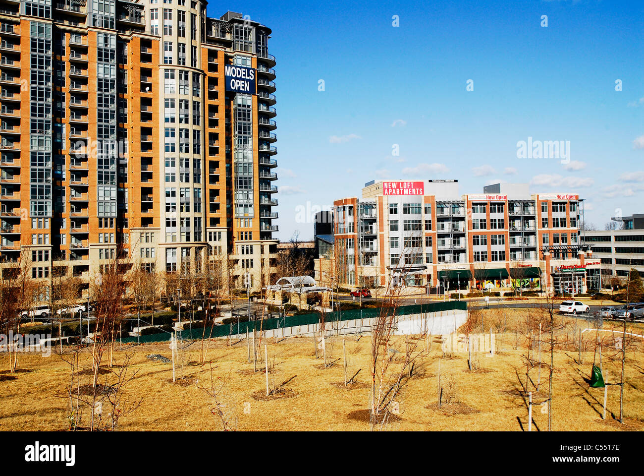 Alloggiamento, Economia vendita appartamenti/condomini. Tysons Corner sviluppo N. Va. USA. Foto Stock