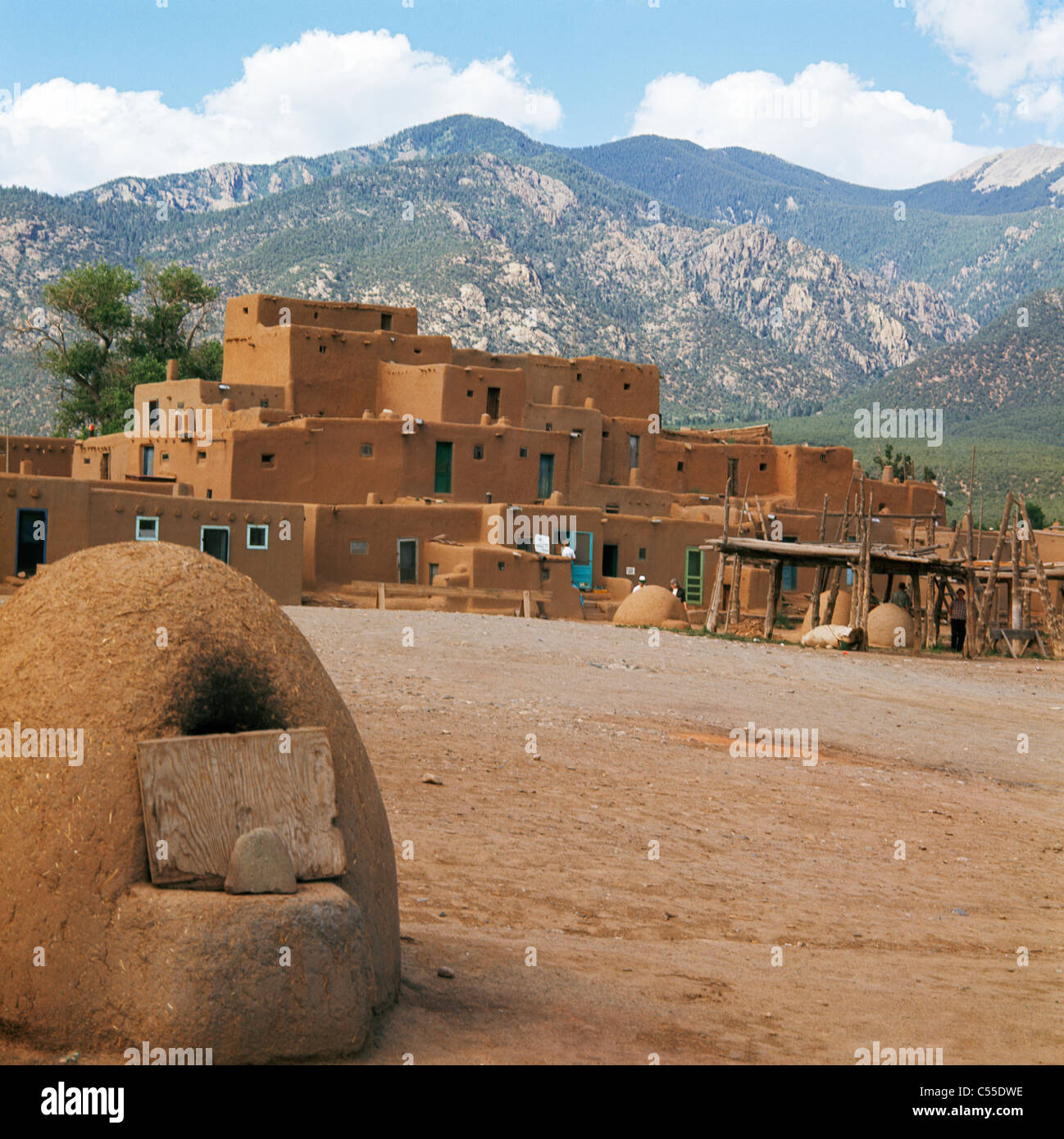 Stati Uniti d'America, Nuovo Messico, Taos County, UAT Taos Pueblo, case di fango in villaggio Foto Stock