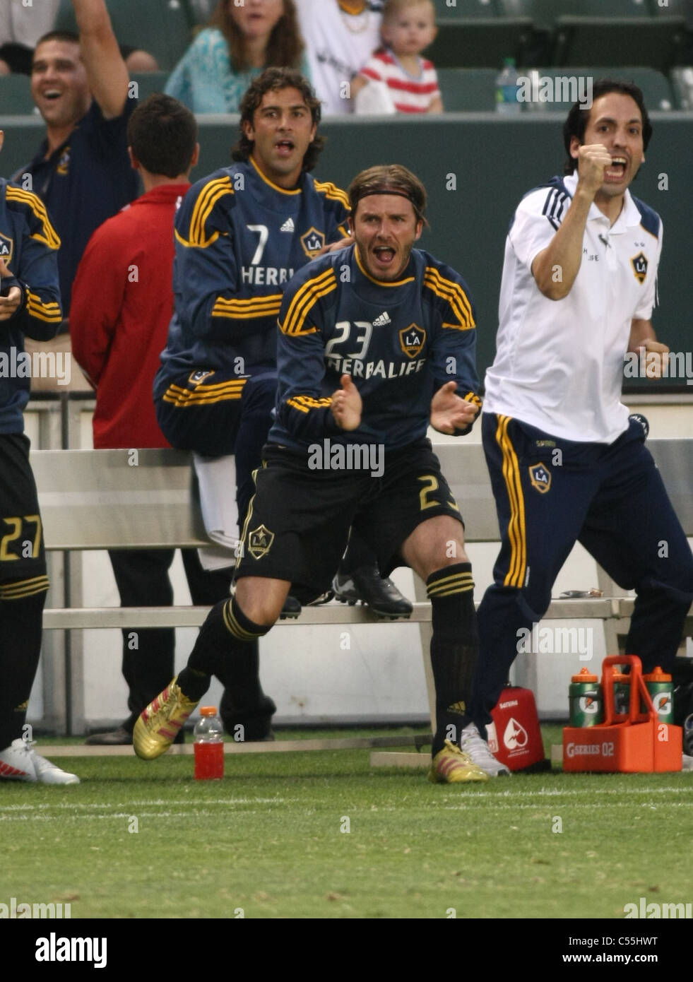 DAVID BECKHAM CELEBRA BRIAN PERK pena salvare per Galaxy la galassia della LA V SIRENE DI SEATTLE MLS CARSON LOS ANGELES CALIFORNIA Foto Stock