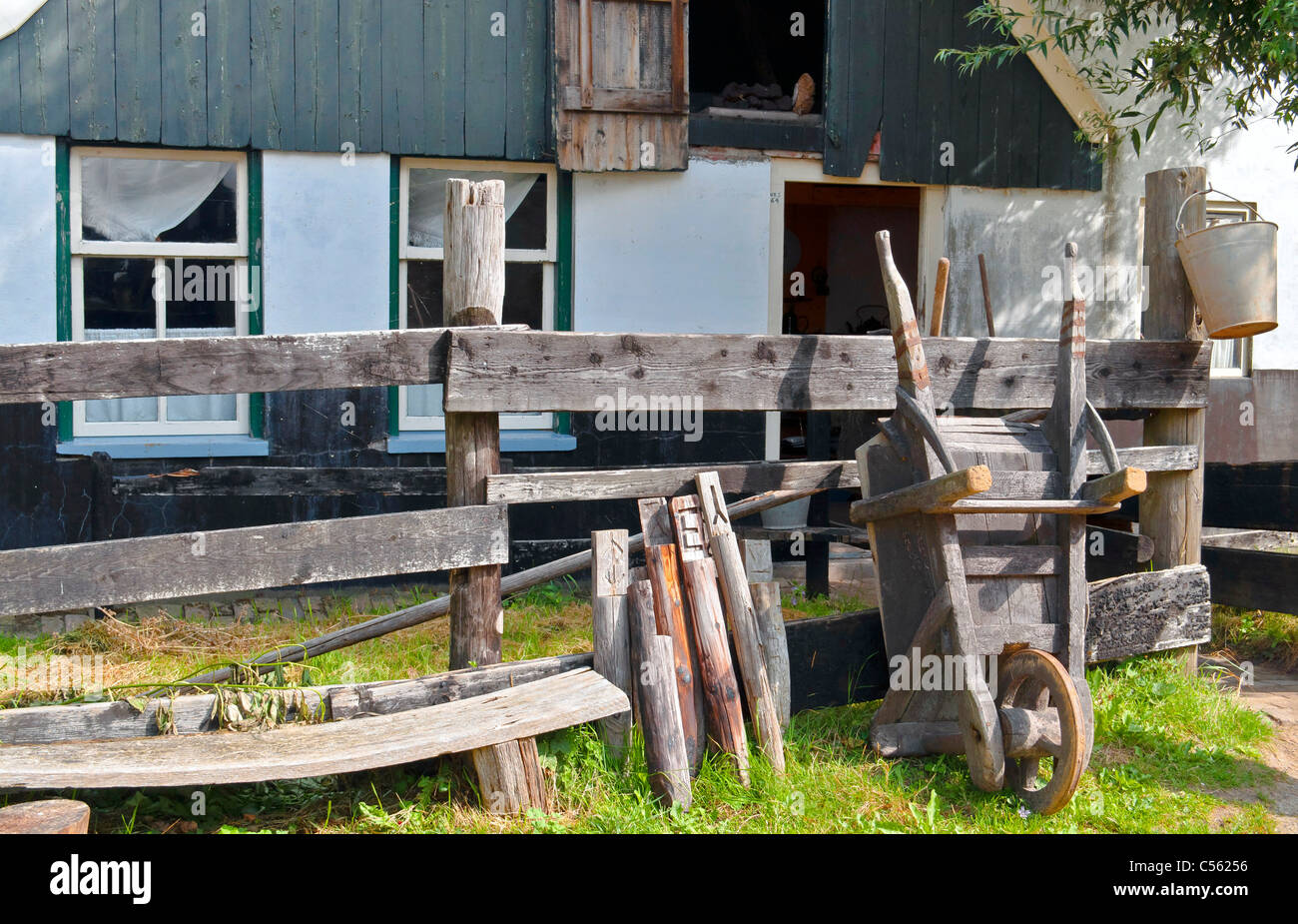 Tradizionale casa colonica rurale nei Paesi Bassi Foto Stock