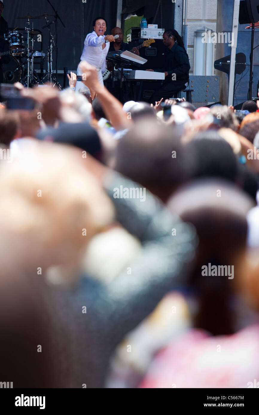 Smokey Robinson effettuando in corrispondenza di un libero evento estivo a Washington DC Foto Stock