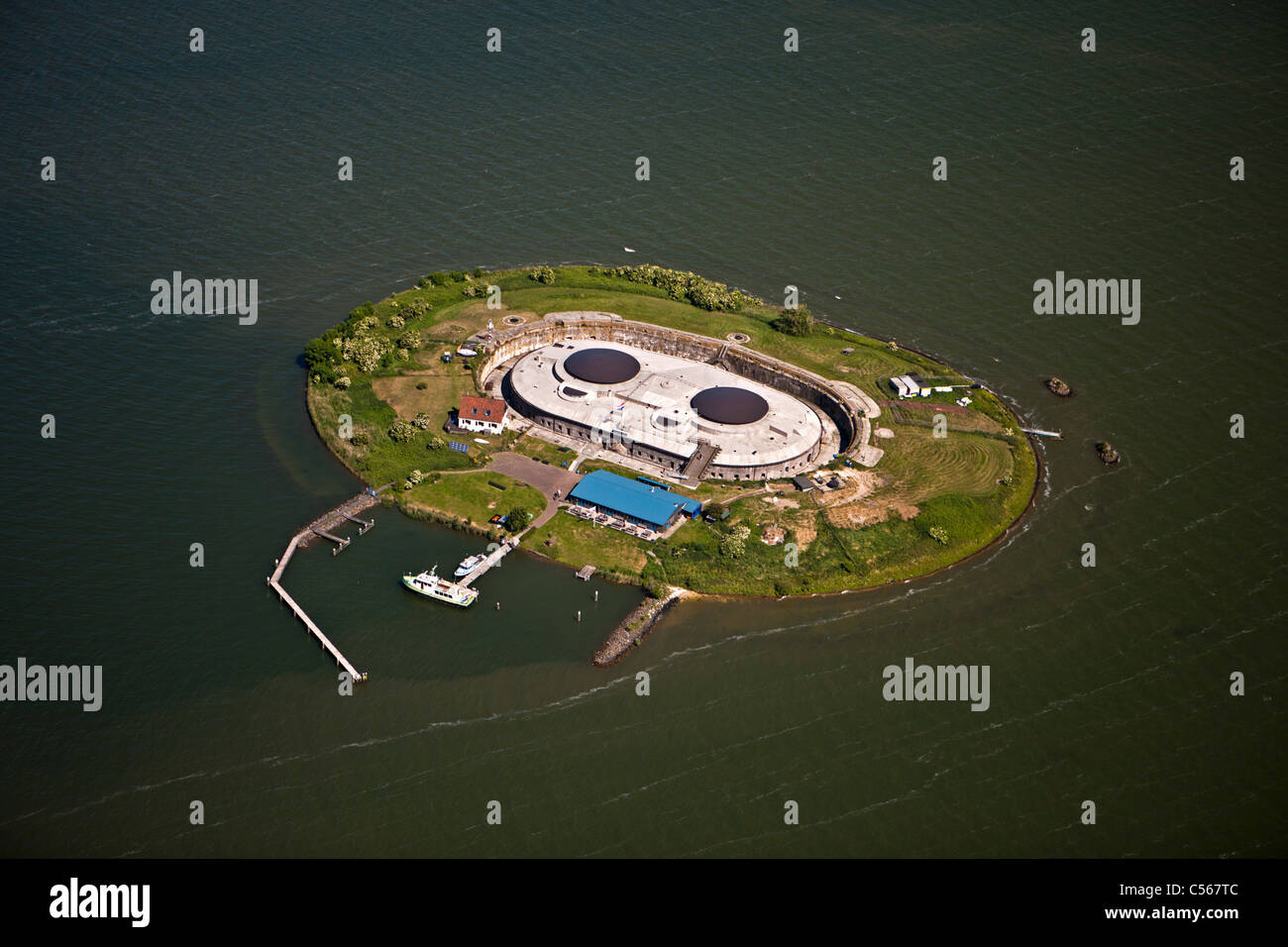 Paesi Bassi, Muiden, Fort, isola PAMPUS in IJmeer, linea di difesa di Amsterdam. Hollandse Waterlinies. Linee olandesi di difesa dell'acqua. Antenna. Foto Stock