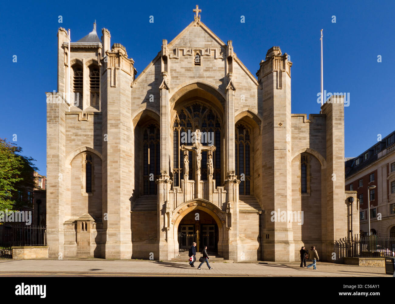 Leeds Cattedrale cattolica romana, sulla giunzione di Cookridge Street e Great George Street, fu costruito tra il 1901-1904. Foto Stock