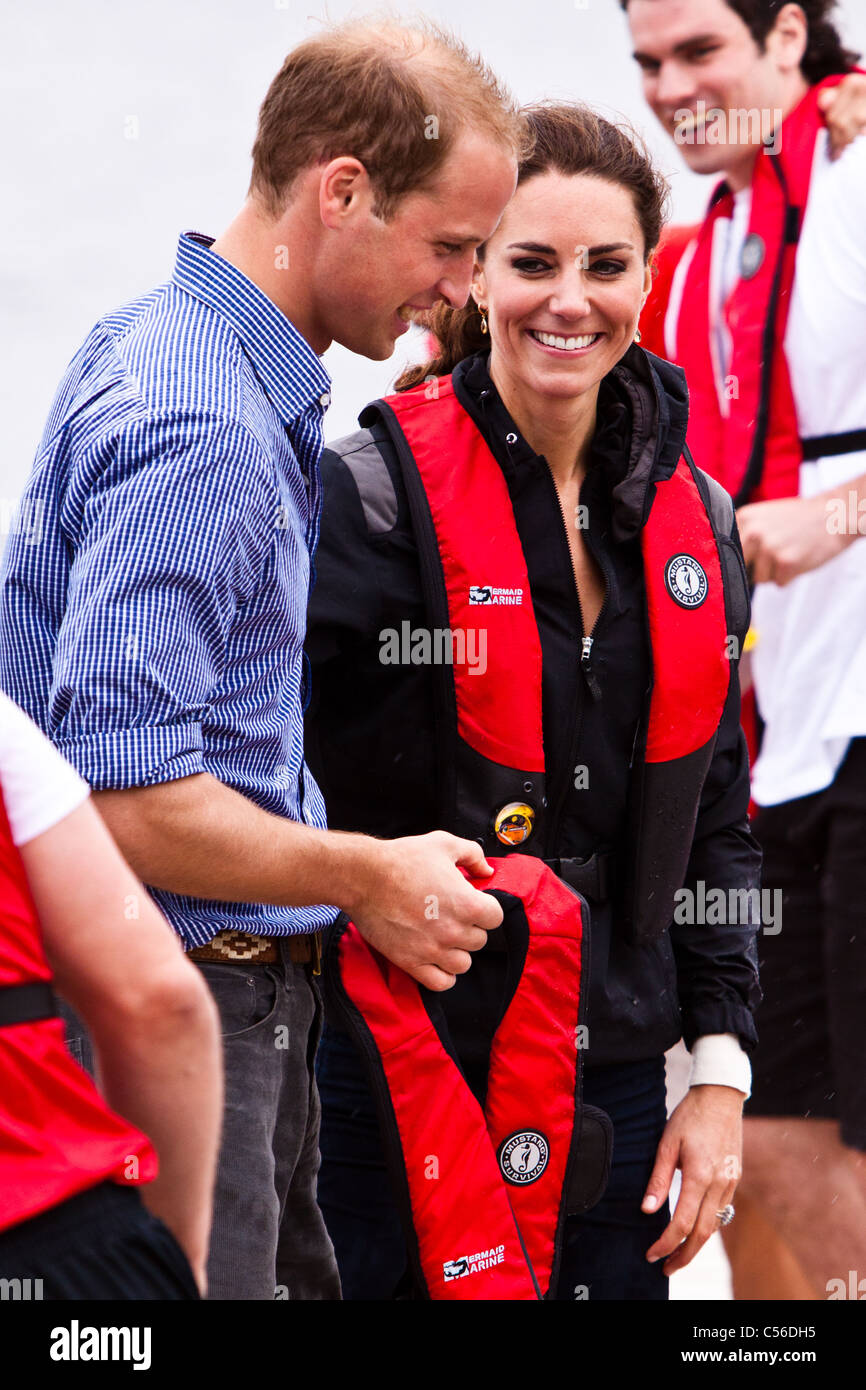 Caterina, duchessa di Cambridge sorride dopo la concorrenza in una gara di dragon boat su PEI Dalvay del vicino lago di Charlottetown. Foto Stock
