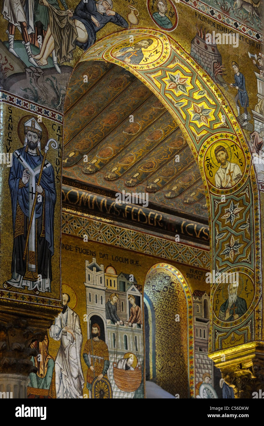 Mosaico all'interno della Cappella Palatina nel Palazzo dei Normanni a Palermo Foto Stock