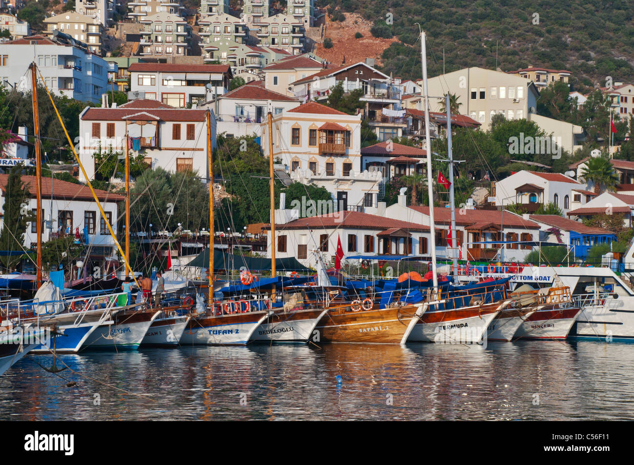 Caicco barche ormeggiate a Kas marina,Antalya, Turchia Foto Stock
