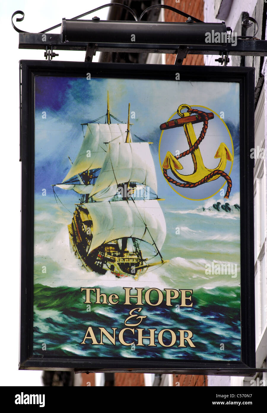 La speranza e l'Anchor Pub segno, Stourport-on-Severn, Worcestershire, England, Regno Unito Foto Stock