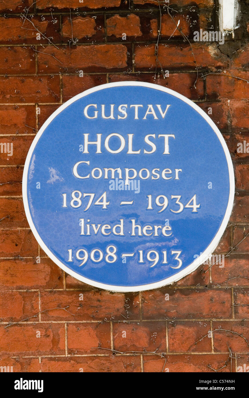 Targa blu per Gustave Holst in casa sulla strada della terrazza. Barnes sud-ovest di Londra, Inghilterra Regno Unito. Foto Stock