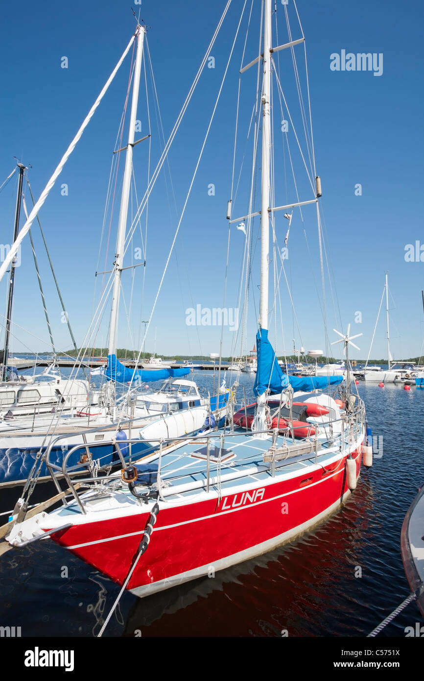 Barche a vela a porto Lappeenranta FINLANDIA Foto Stock