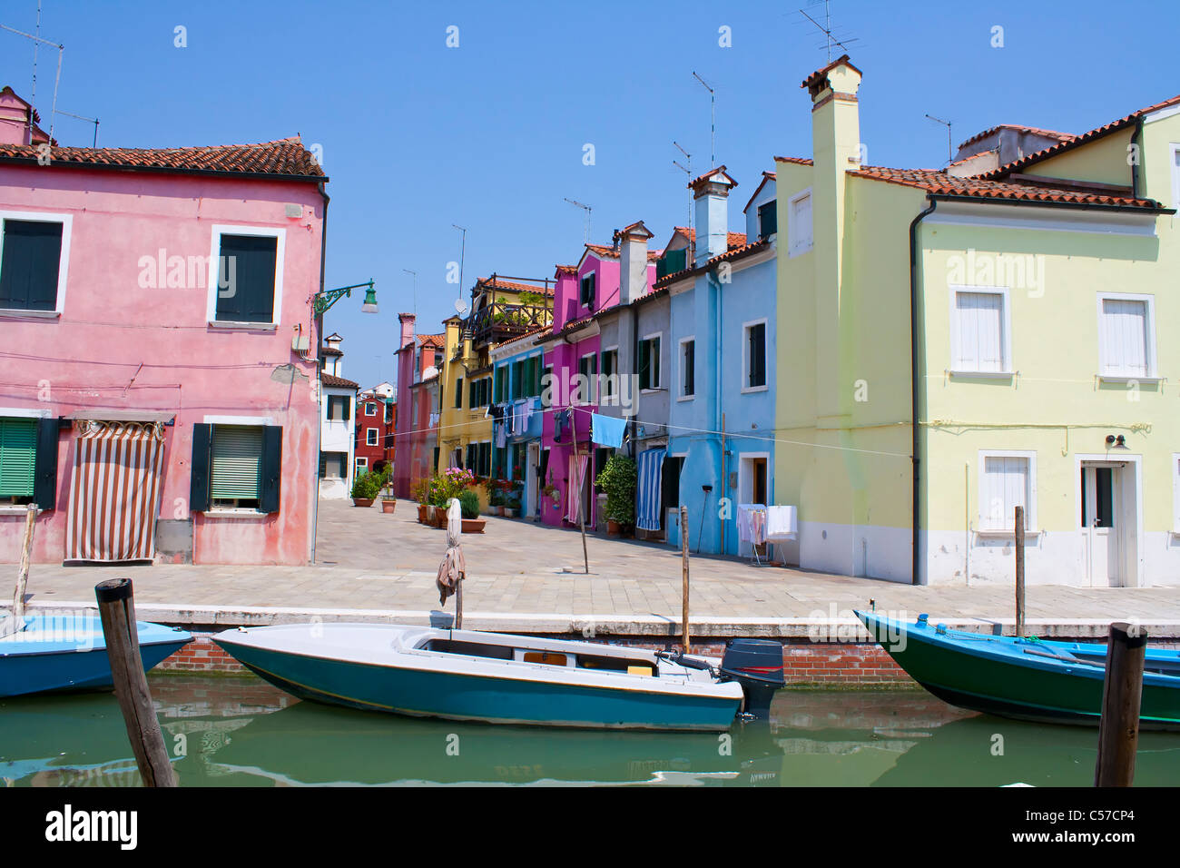 Case colorate a isola di Burano Foto Stock