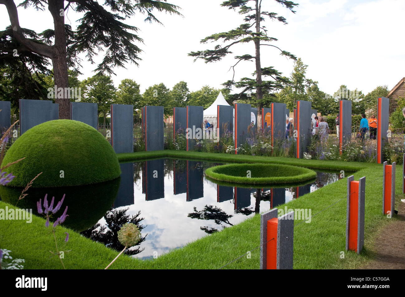 La visione del mondo Giardino Medaglia d'oro a Hampton Court Palace Flower Show 2011 Foto Stock