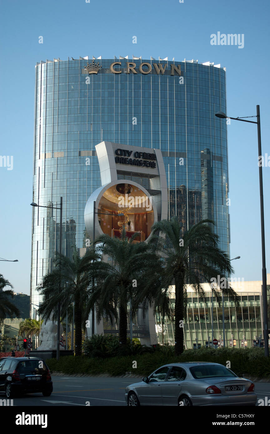 Il Crown Hotel Cotai Strip, Macau, Cina, Asia. Foto Stock