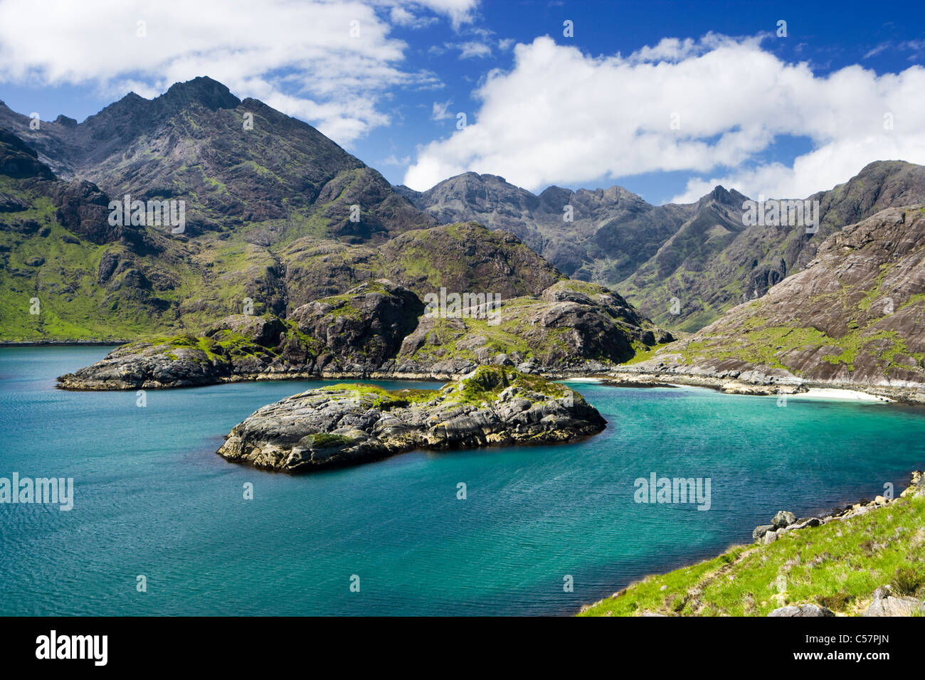 Cuillin Hills sopra Loch nan Leachd, Isola di Skye, Scotland, Regno Unito Foto Stock