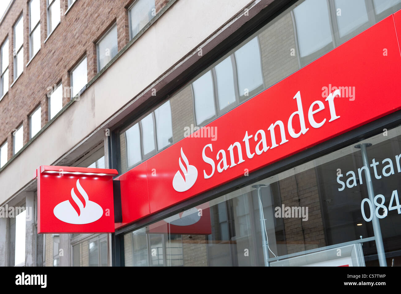Banca Santander in Norwich, Norfolk, Inghilterra. Foto Stock