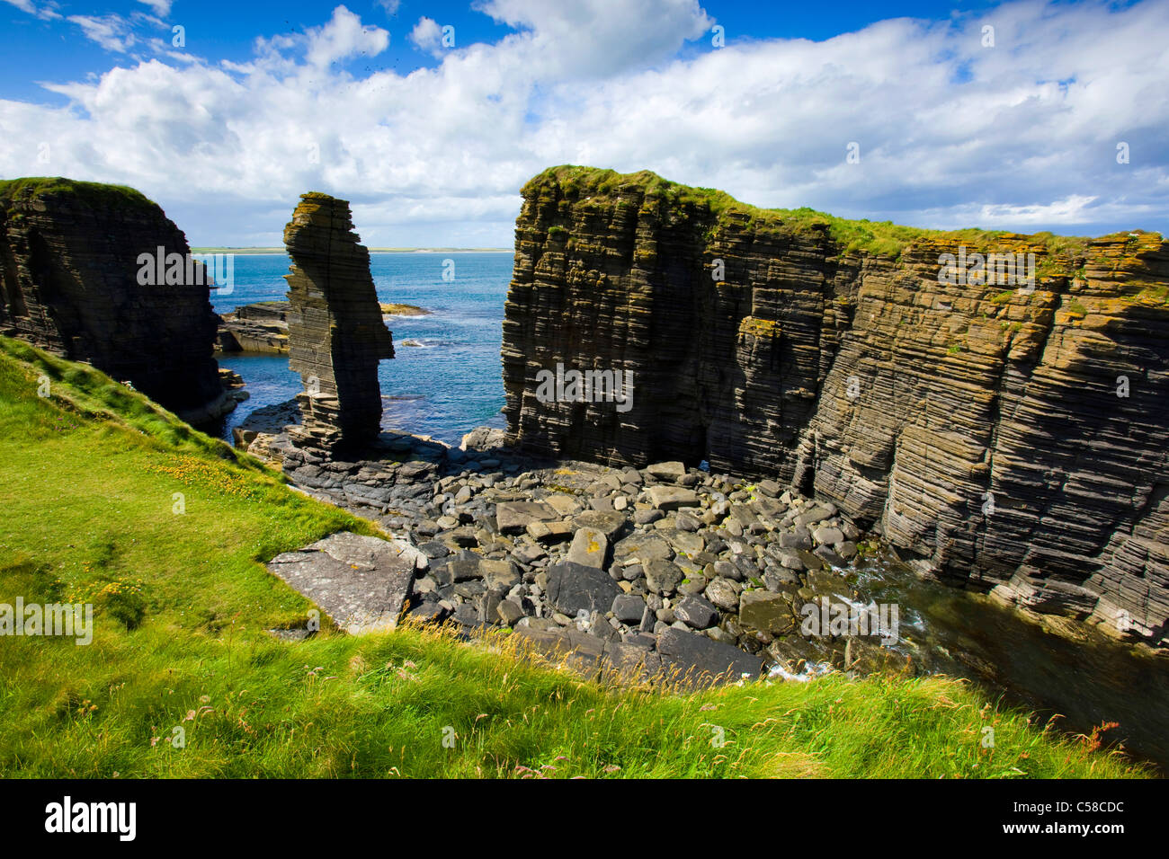 Noss Testa, Gran Bretagna, Scozia, Europa costa, rock, Cliff, cliff tower, erosione, nuvole Foto Stock
