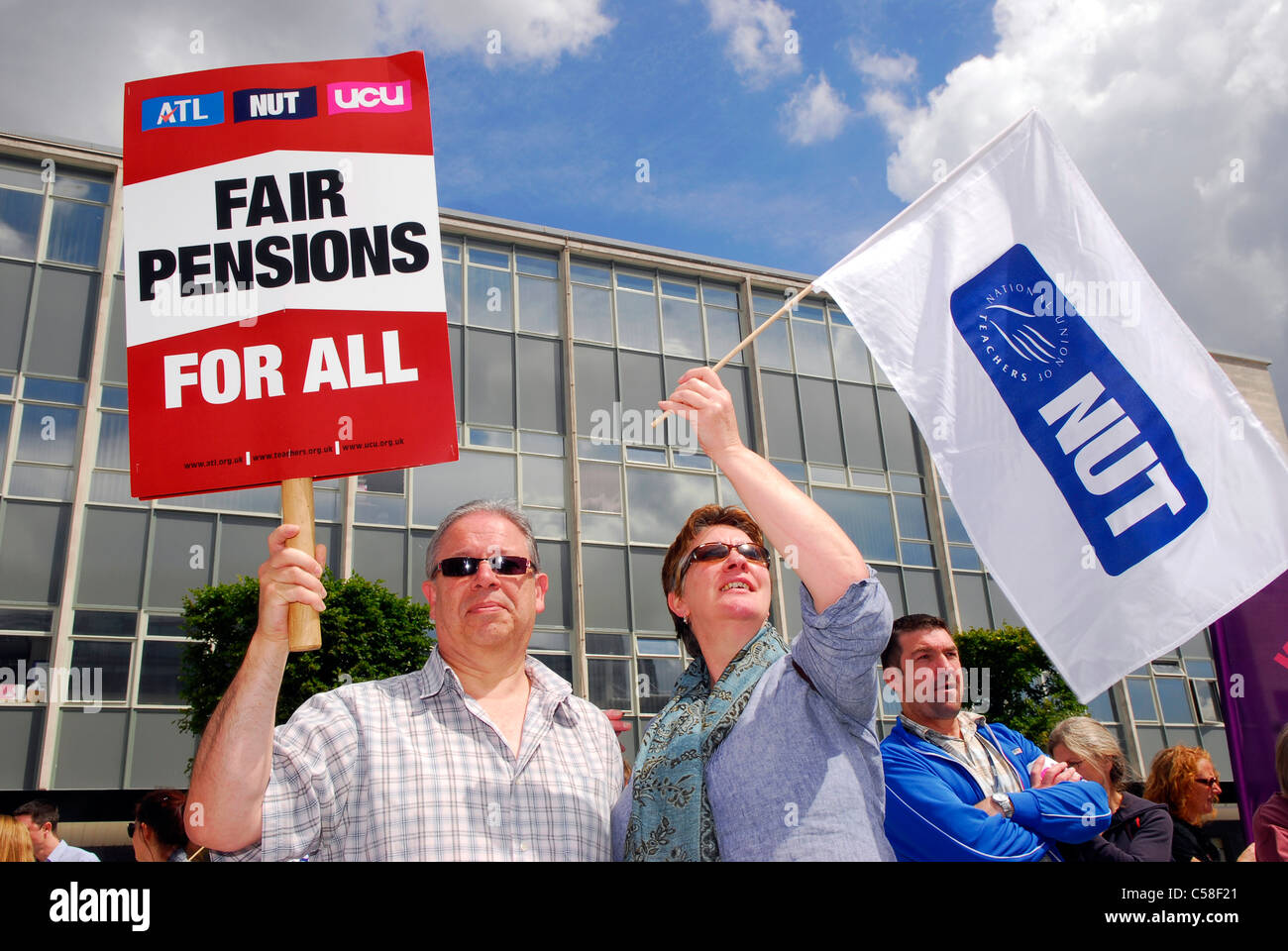 Unione nazionale degli insegnanti (dado) al rally di Southampton in sciopero giorno, 30.06.2011. Foto Stock