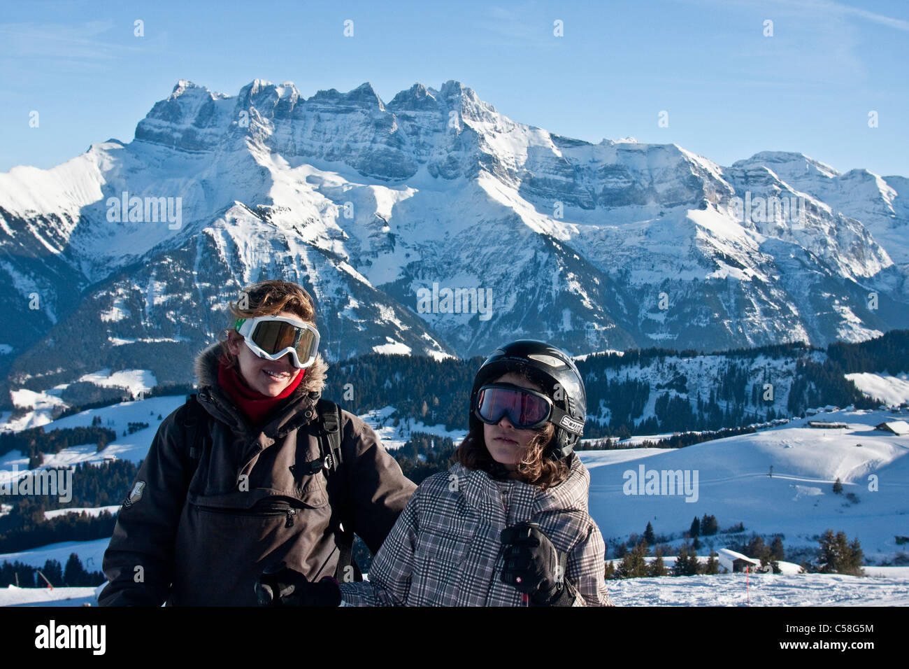Dents du Midi, Marie, Morgins, ragazza, Portes du Soleil, Svizzera Vallese, inverno, Montagne, sci Foto Stock