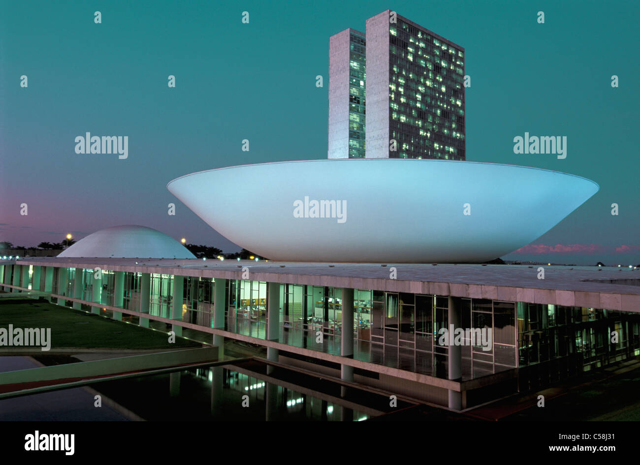 Il Parlamento, Brasilia, Brasile, Sud America, architettura, costruzione Foto Stock