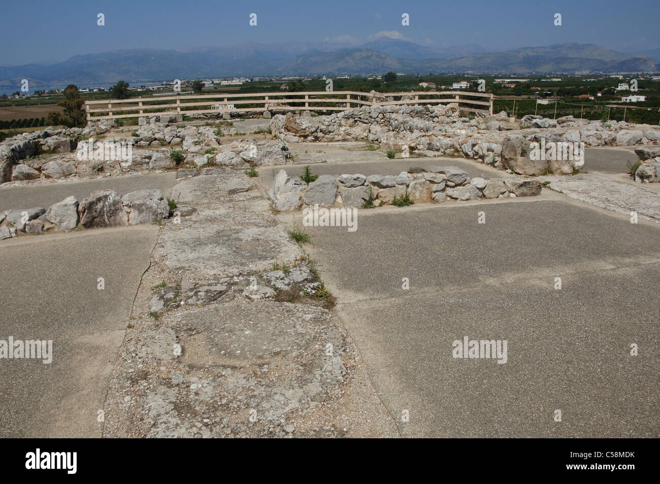 La Grecia. Tirinto. Città micenea (III millennio a.C.). Terrazza superiore. Peloponneso. Foto Stock