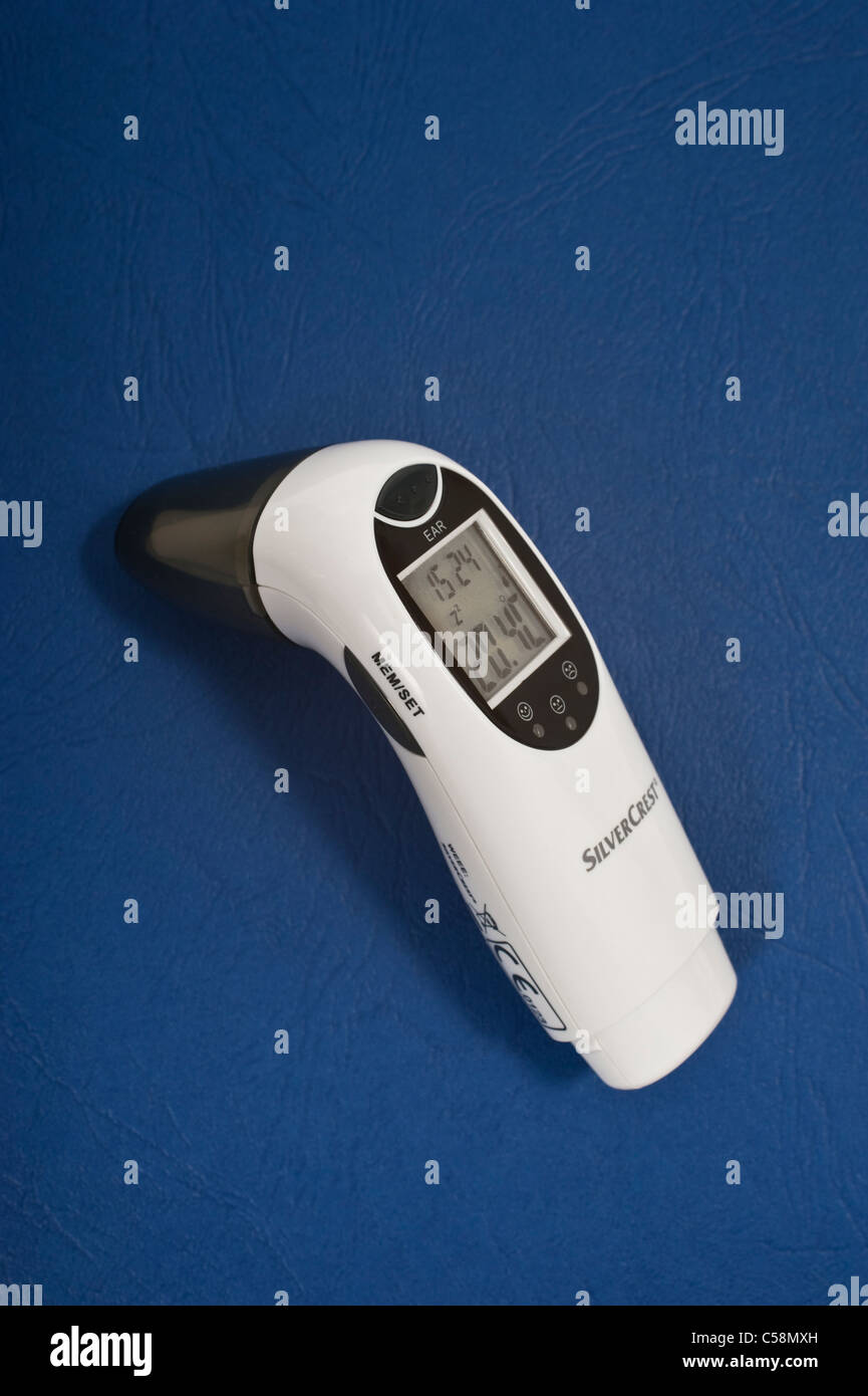 Un moderno clinico digitale Termometro medico Foto stock - Alamy