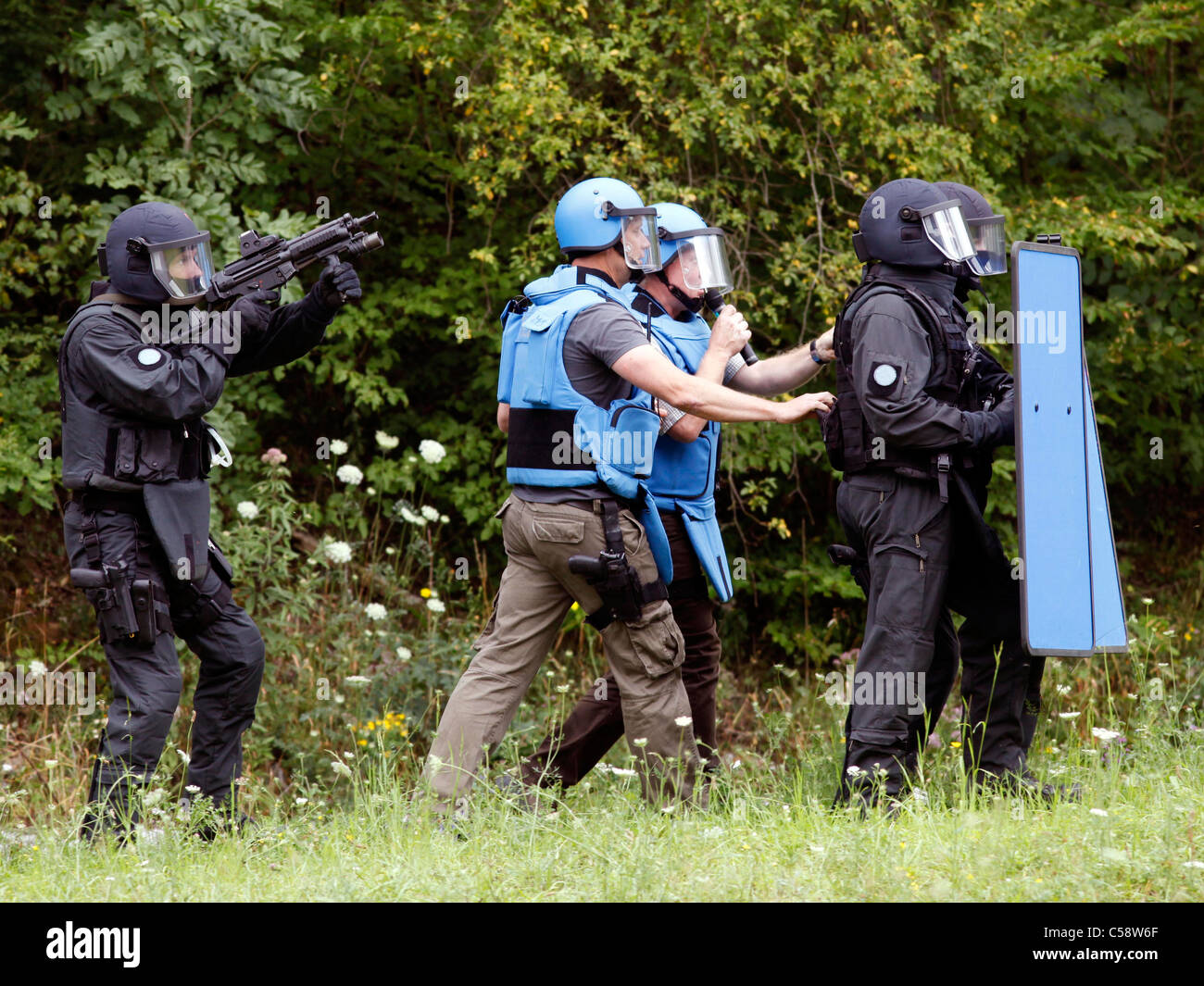 Area formazione della polizia tedesca squadre SWAT. Hostage Rescue e altre unità speciali di polizia esercitare forze di centro. Germania. Foto Stock
