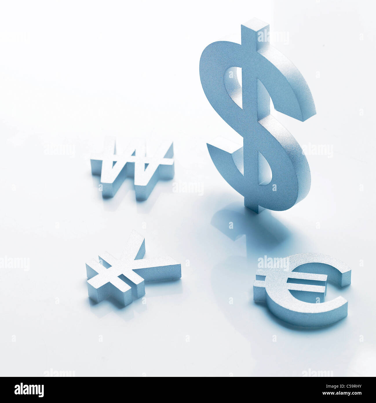 Close-up di varietà di simboli di valuta Foto Stock