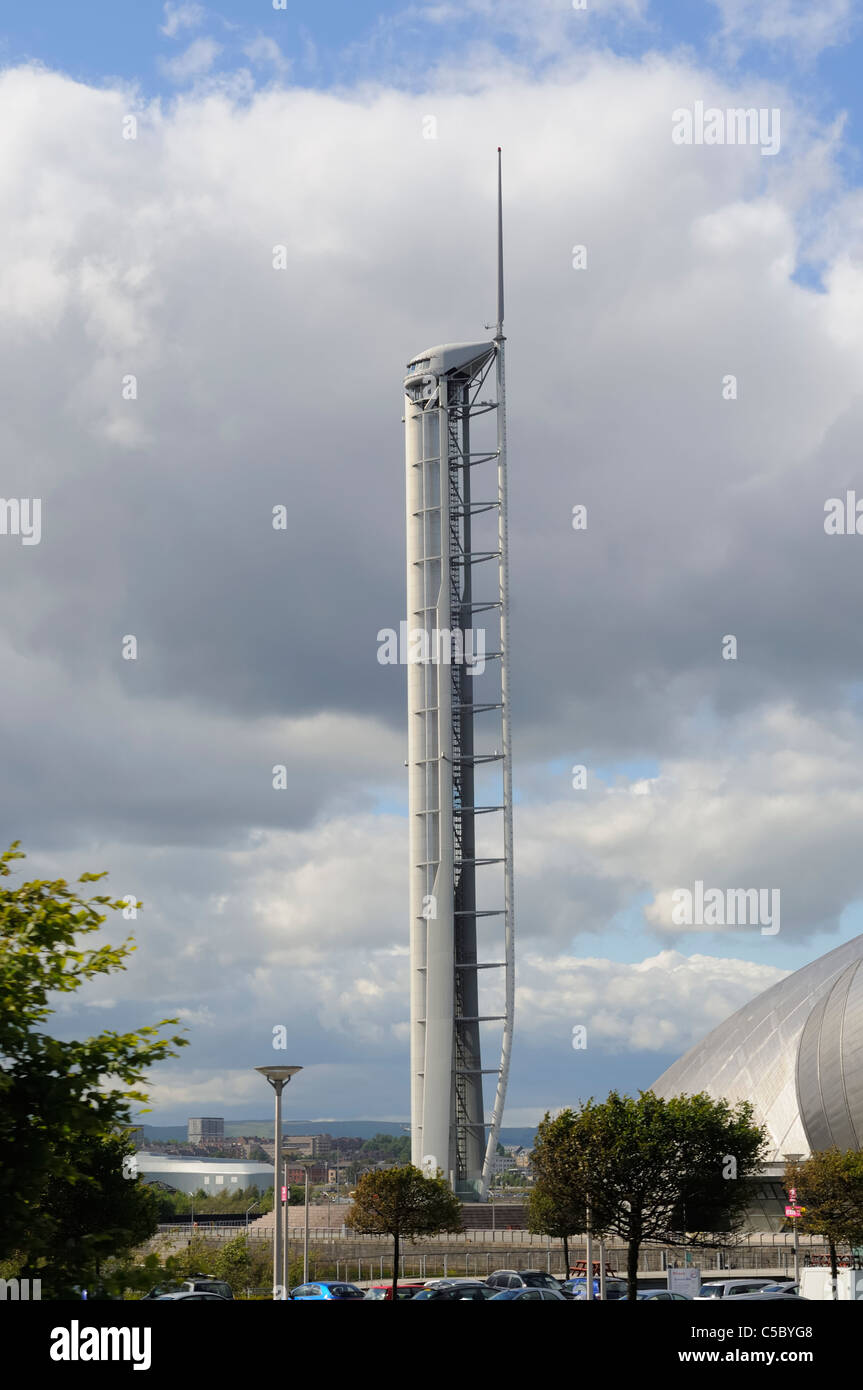 Glasgow Tower presso la Glasgow Science Center Building In Pacific Quay Foto Stock