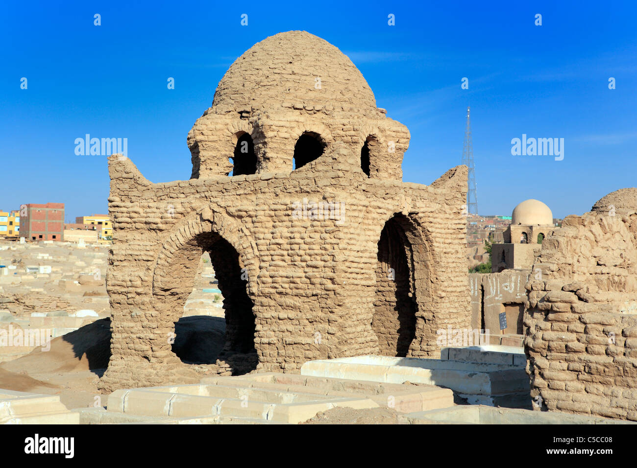 Mausoleo (XI-XII secolo), il cimitero di Fatimid, Aswan, Egitto Foto Stock