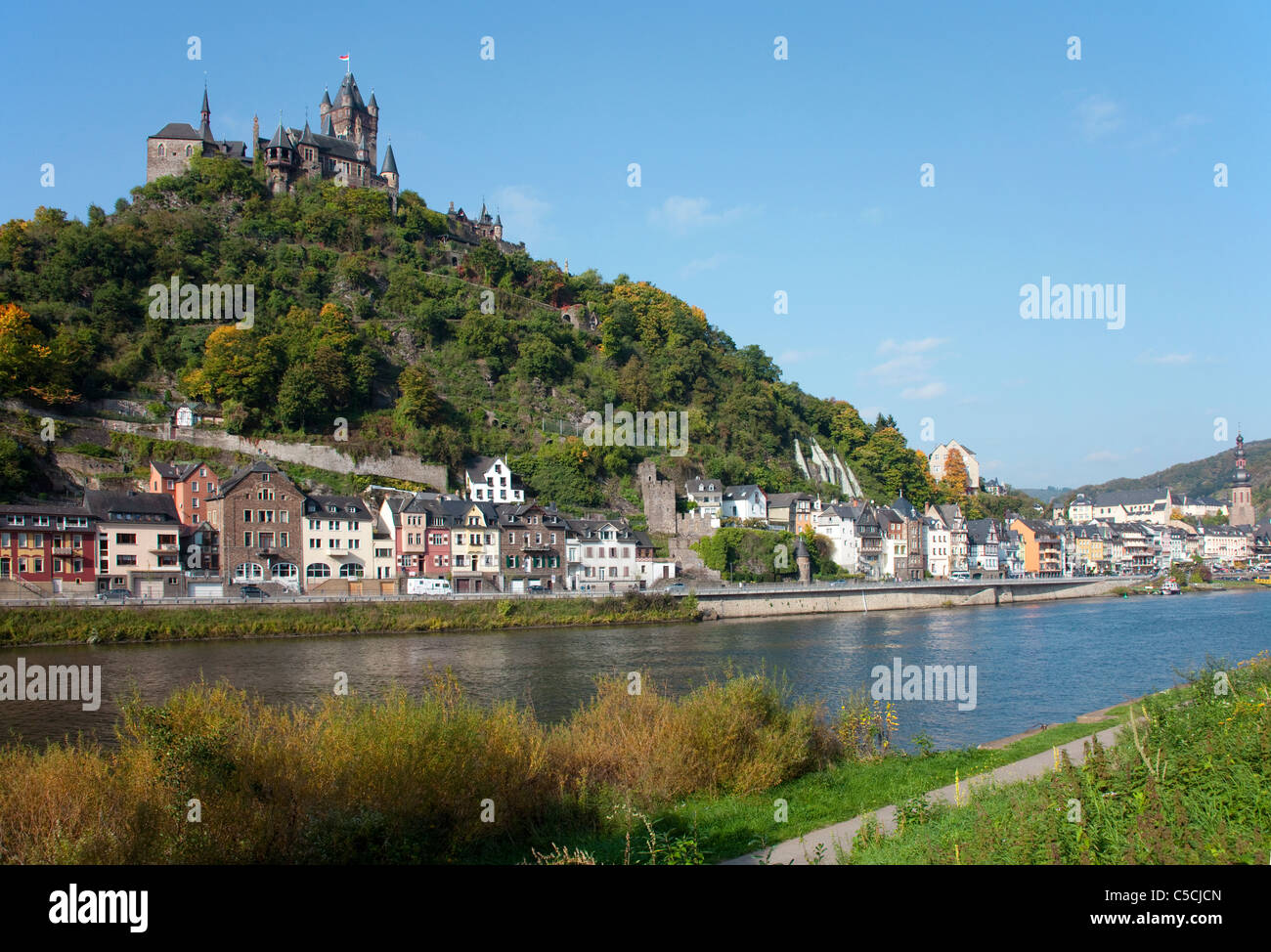ICochem Imperial Castle (Reichsburg), punto di riferimento di Cochem, Mosella, Renania-Palatinato, Germania, Europa Foto Stock