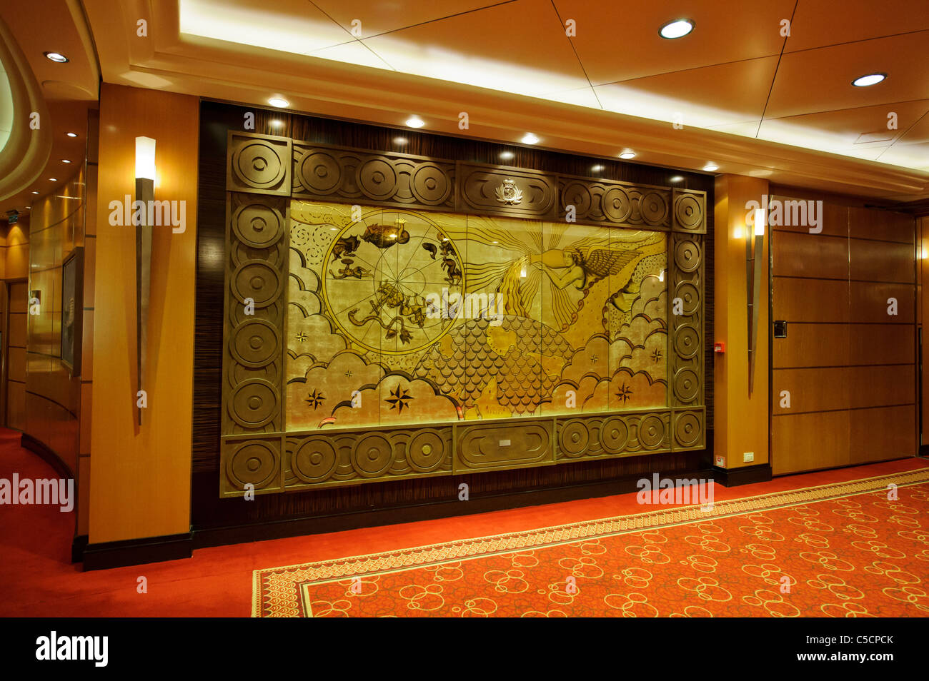 " Aurora Australis' art deco sul ponte 2, Cunard Queen Mary 2 Crociera. Foto Stock
