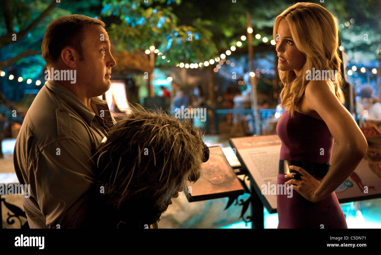 ZOOKEEPER 2011 rotto strada/Columbia film con Kevin James e Leslie Bibb Foto Stock