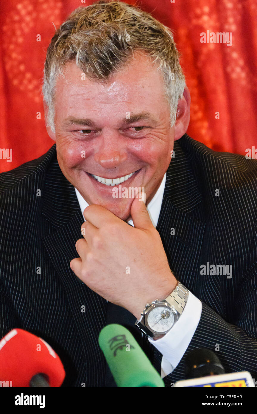 Darren Clarke Ritorna alla Royal Portrush Golf Club dopo la vittoria del 2011 British Open Championship Foto Stock