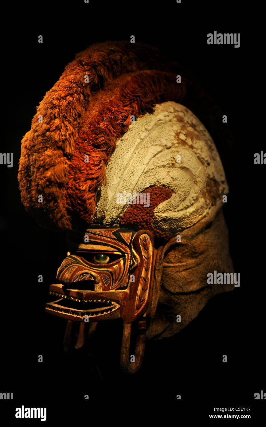 Xix secolo Tatanua maschera cerimoniale dal Nord Nuova Irlanda Isola Foto Stock