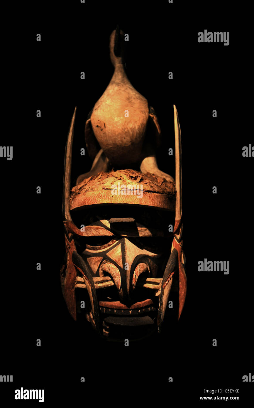 Malagan maschera cerimoniale dalla nuova Irlanda Isola Foto Stock