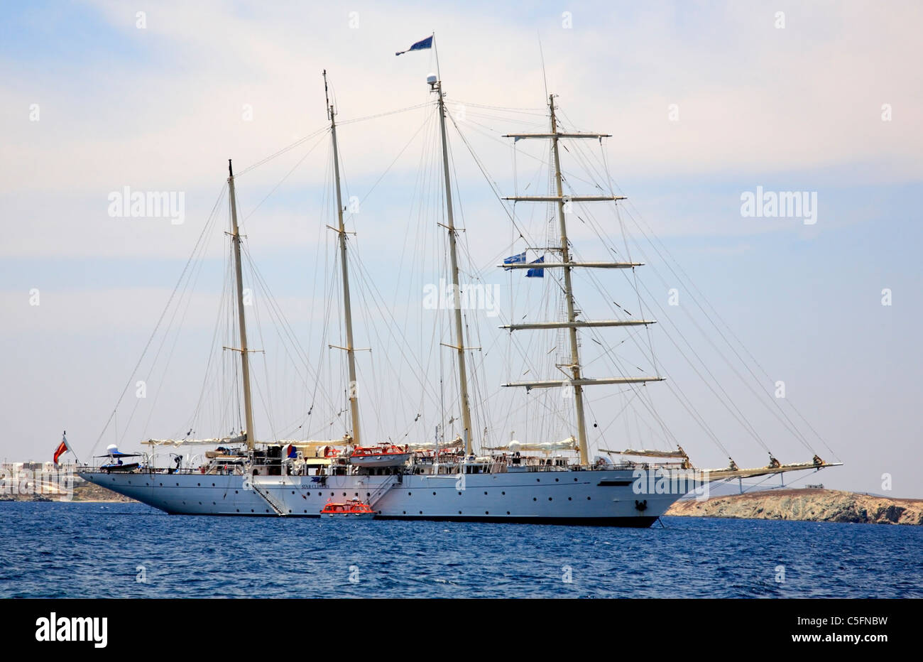 Nave a vela quattro Masted Porto Mykonos greca isola cicladi grecia UE Unione europea EUROPA Foto Stock