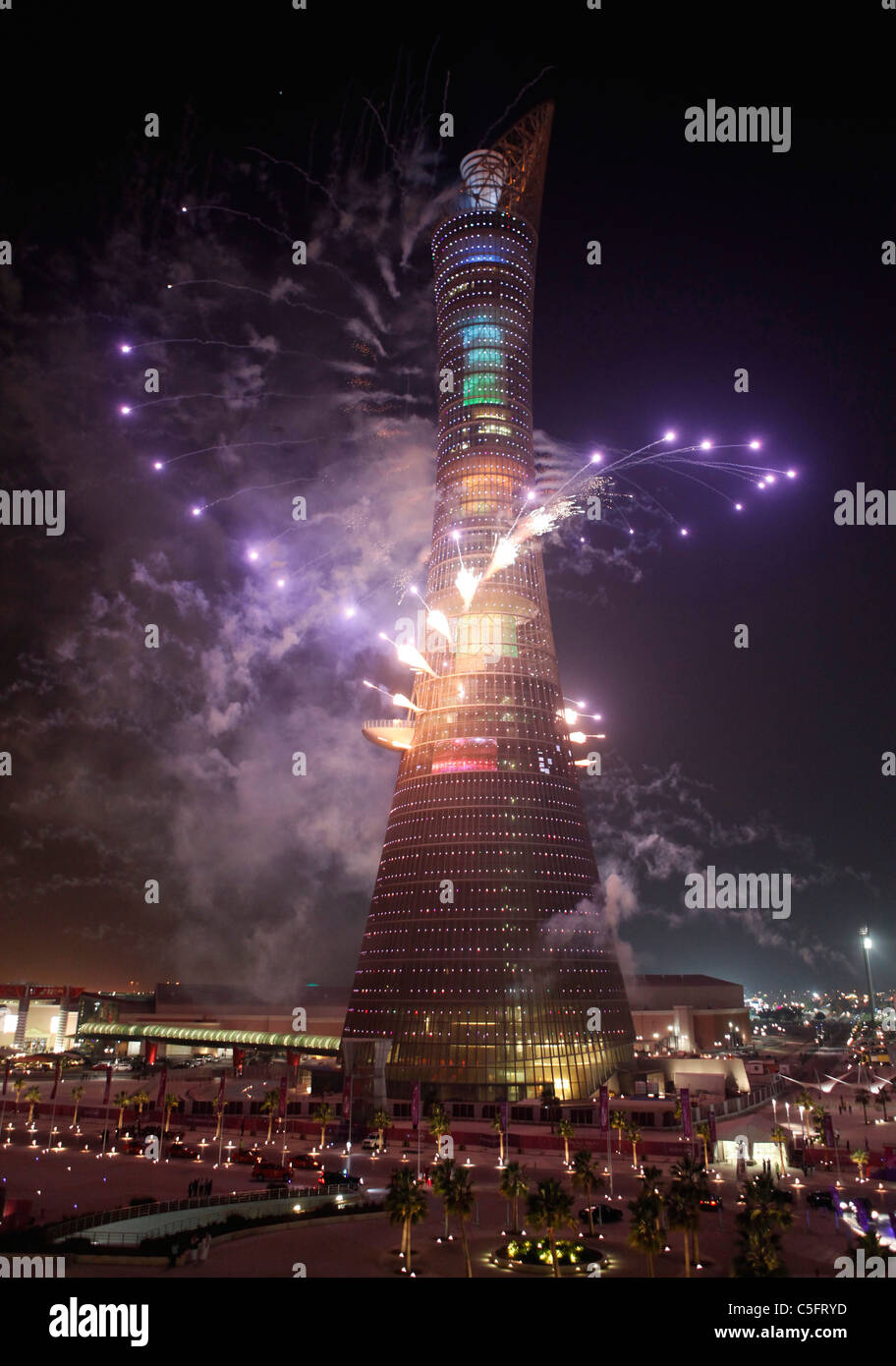 Torre aspirano Al Khalifa International Stadium in Qatar. Foto Stock