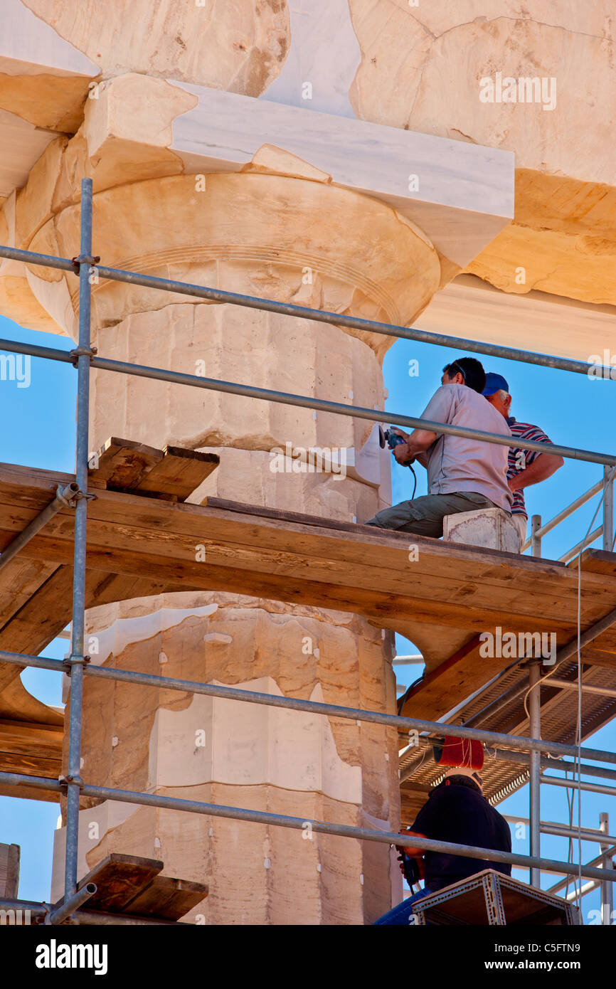 Lavori di restauro del Partenone (in corso dal 1975), è un gigantesco puzzle 3d, Atene Attica Grecia Foto Stock