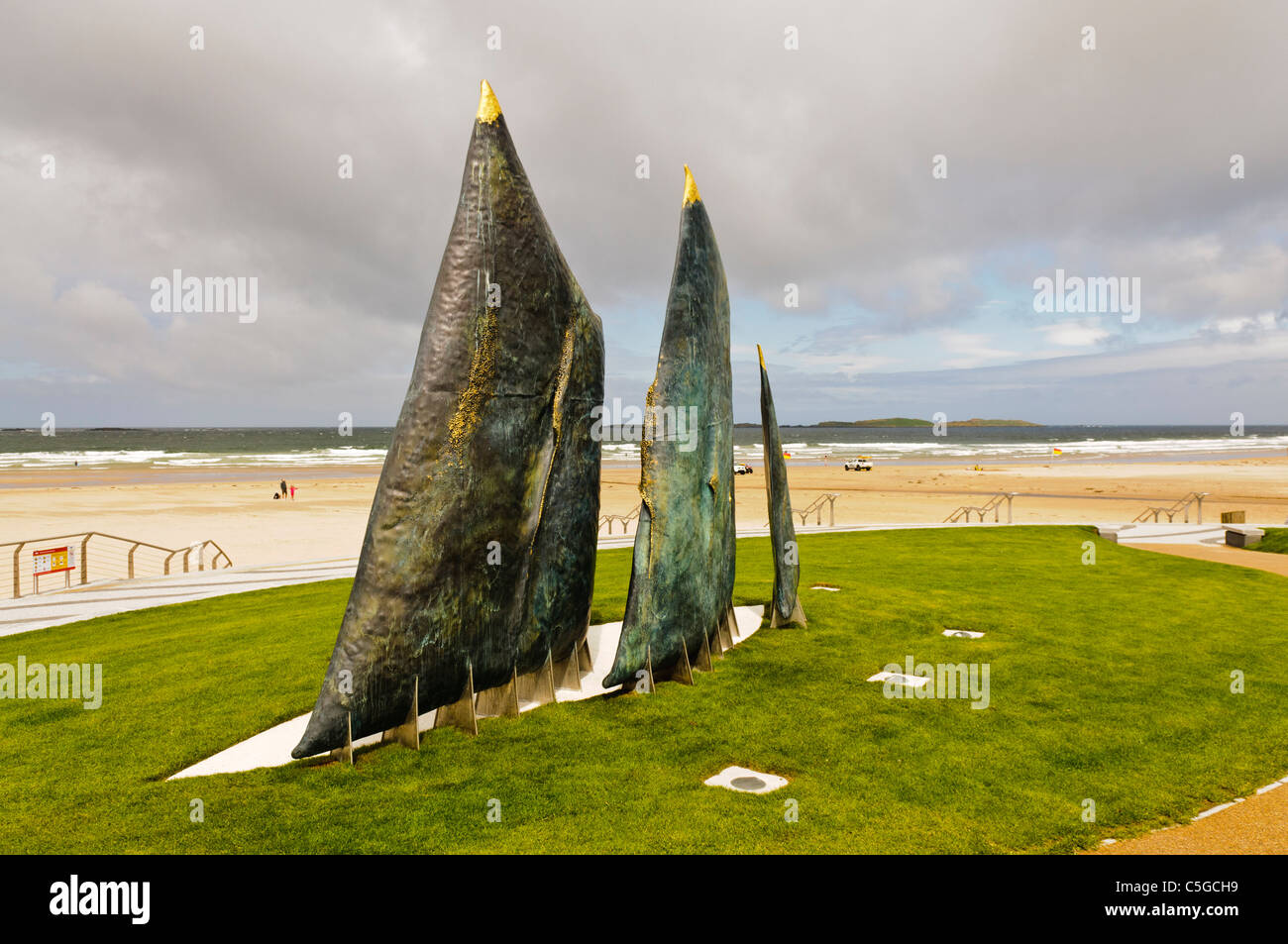 "Per la gente di mare " arte pubblica (Holger Lonze) ad est Strand, Portrush Foto Stock