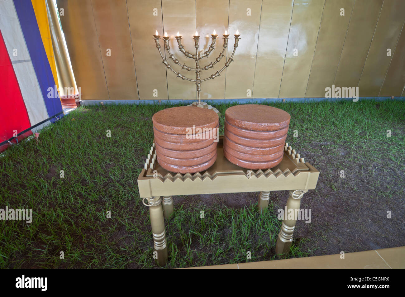 Presentazione di viaggio del mosaico tabernacolo il biblico ebrei mossi circa con nel loro vagare nel deserto. Foto Stock