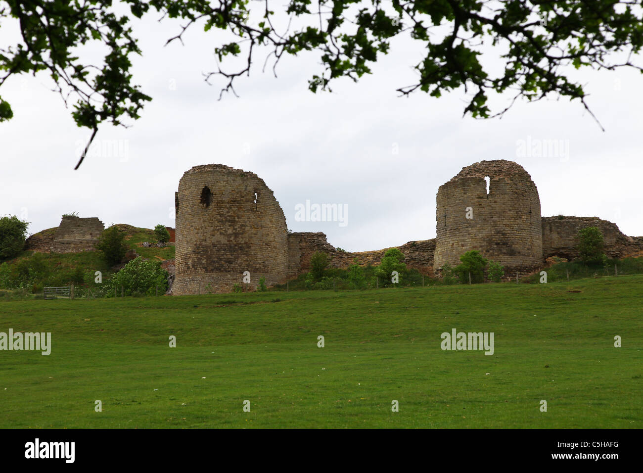 Le rovine del castello di Chartley, una motte e bailey castle a Stowe-da-Chartley tra Stafford e Uttoxeter, Staffordshire Foto Stock