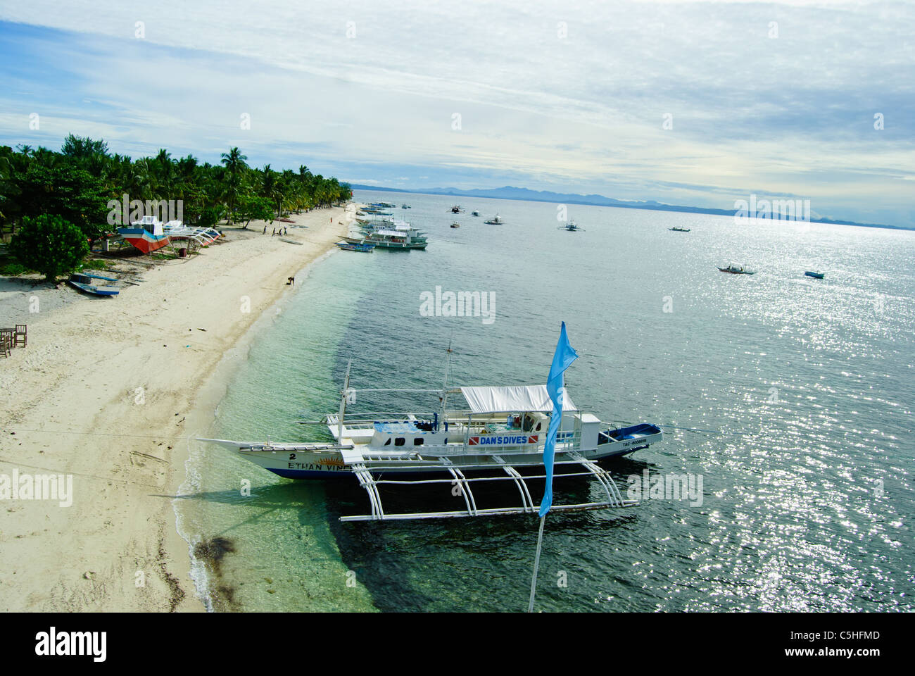 Outrigger come una barca diving in Malapascua Island Foto Stock