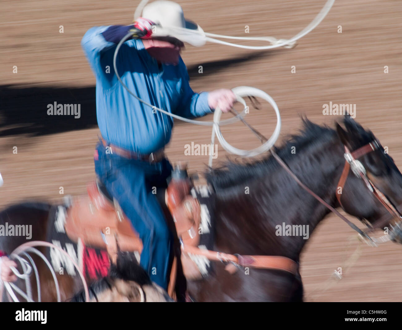 Rodeo concorrenti eseguire al Tucson Rodeo in Tucson, Arizona. ..Per solo uso editoriale il permesso dal Pro Rodeo Cowboy s Foto Stock