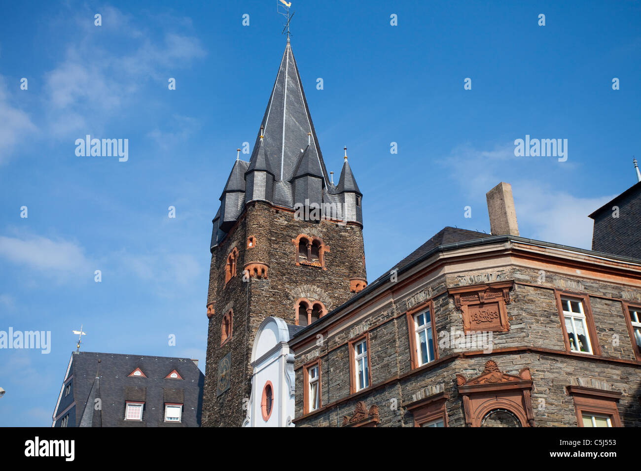 Pfarrkirche San Michele, historischer Stadtkern, Bernkastel-Kues, Michael tower, Saint Michael Church, old town Foto Stock