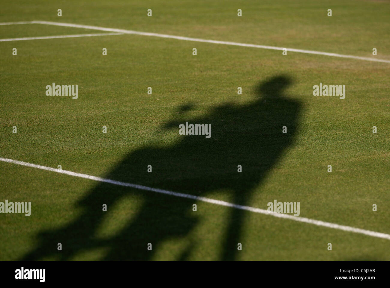 Ombra di sedia arbitro presso i campionati di Wimbledon , Foto Stock