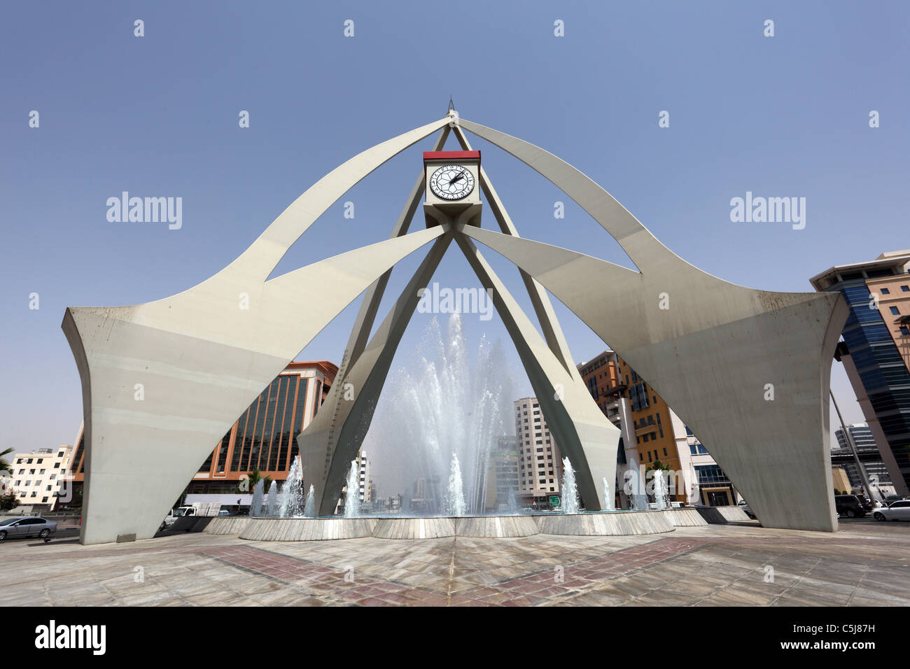 Orologio da torre rotonda in Dubai Emirati Arabi Uniti Foto Stock