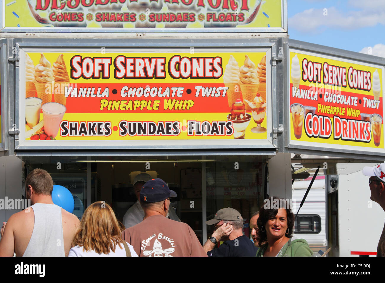 Fabbrica di Dessert - Soft servire coni. Canfield fiera. Mahoning County Fair. Canfield, Ohio, Stati Uniti d'America. Foto Stock